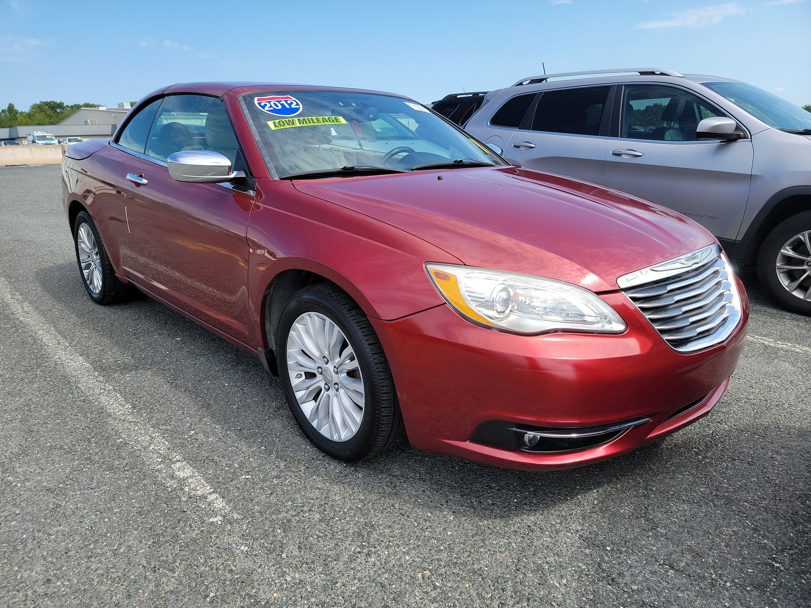 2012 Chrysler 200 Limited FWD