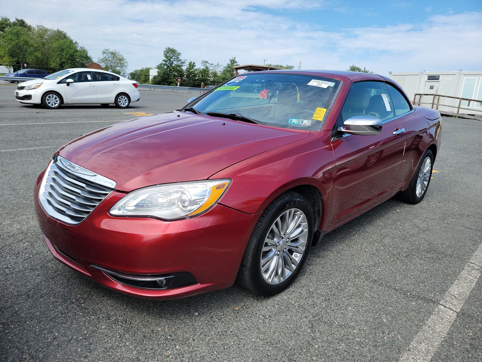 2012 Chrysler 200 Limited FWD