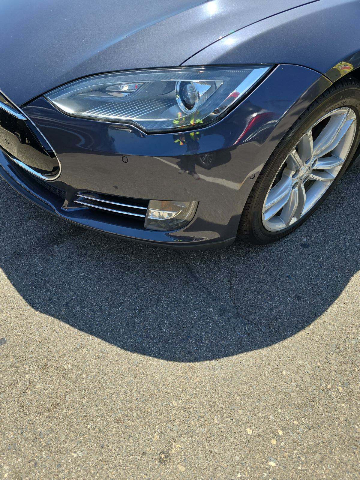 2014 Tesla Model S 85 RWD