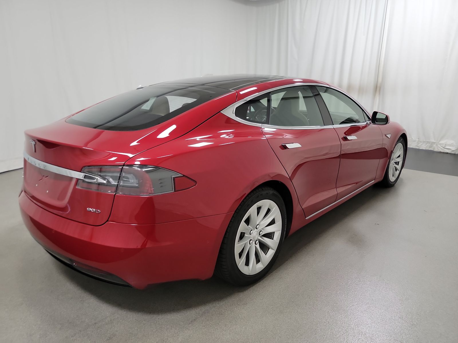 2016 Tesla Model S 90D AWD