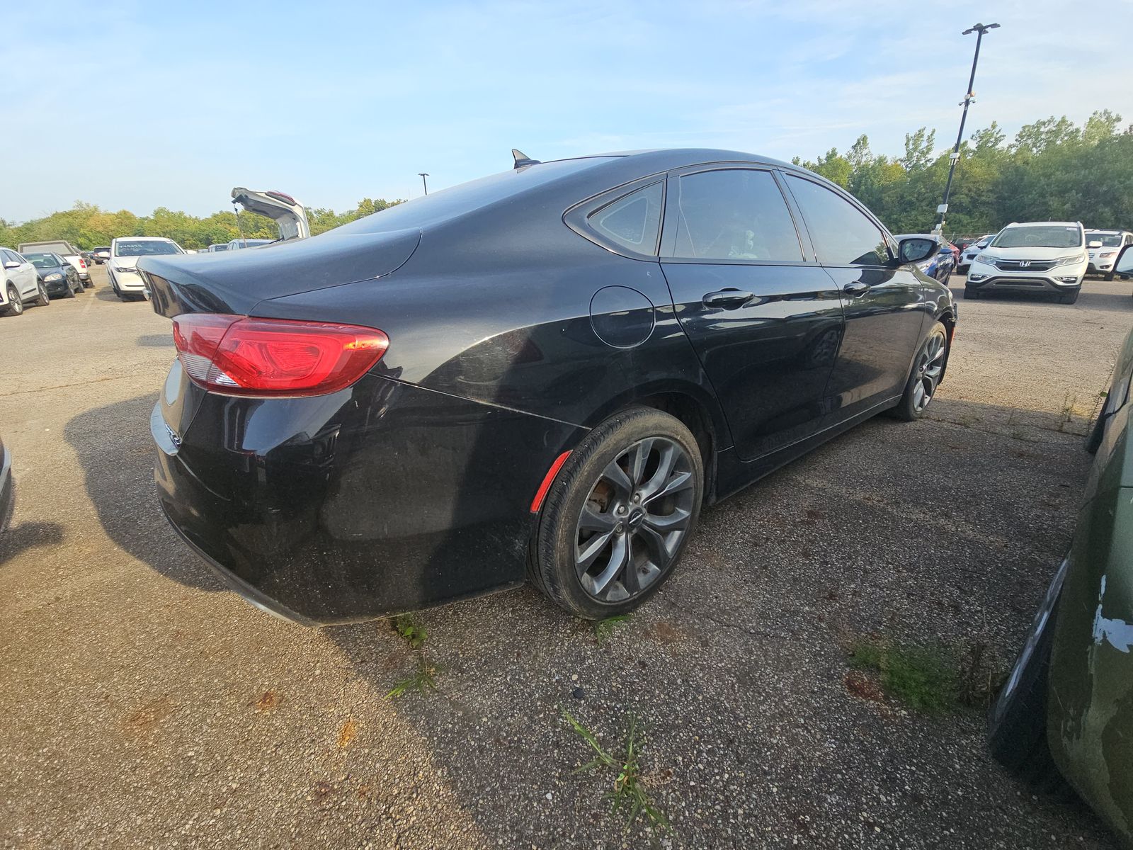 2016 Chrysler 200 S FWD