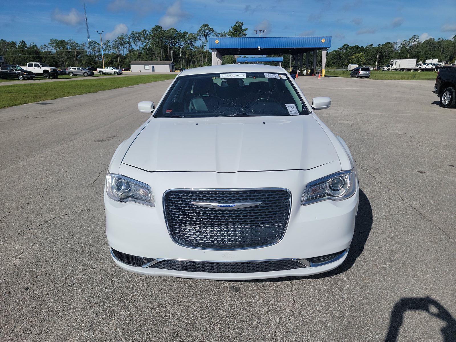 2019 Chrysler 300 Touring L RWD