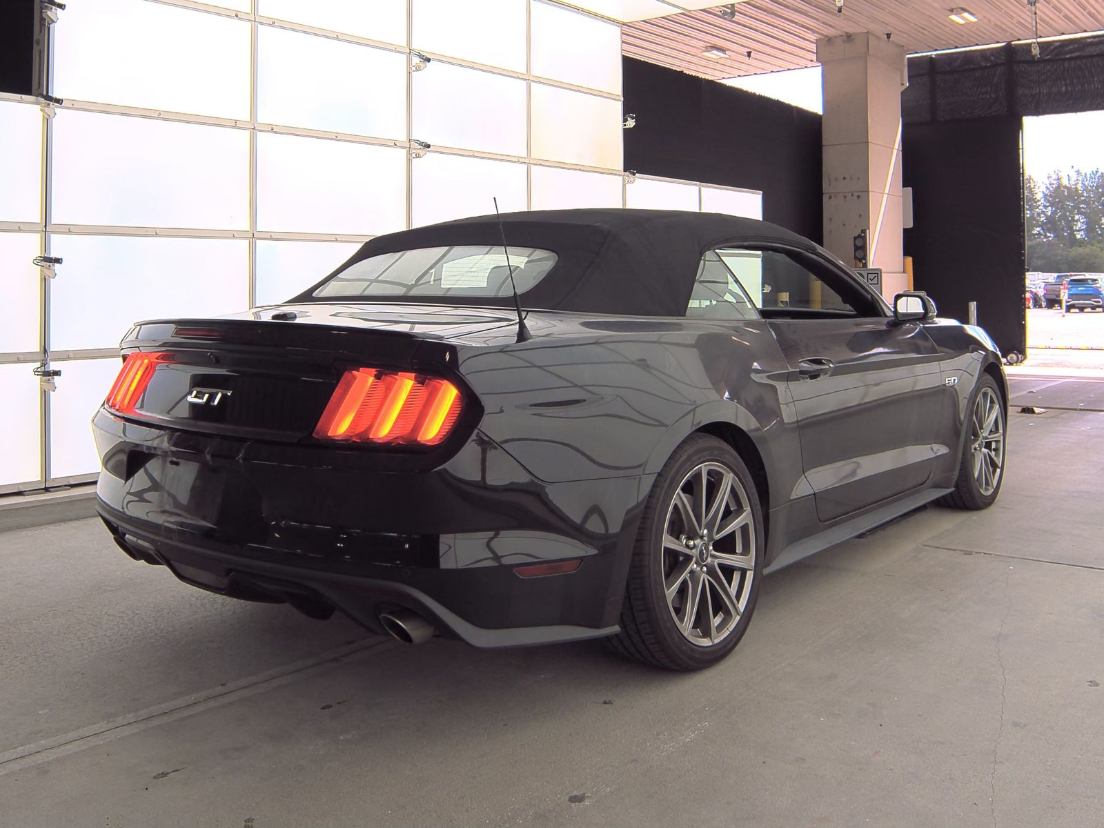 2015 Ford Mustang GT Premium RWD