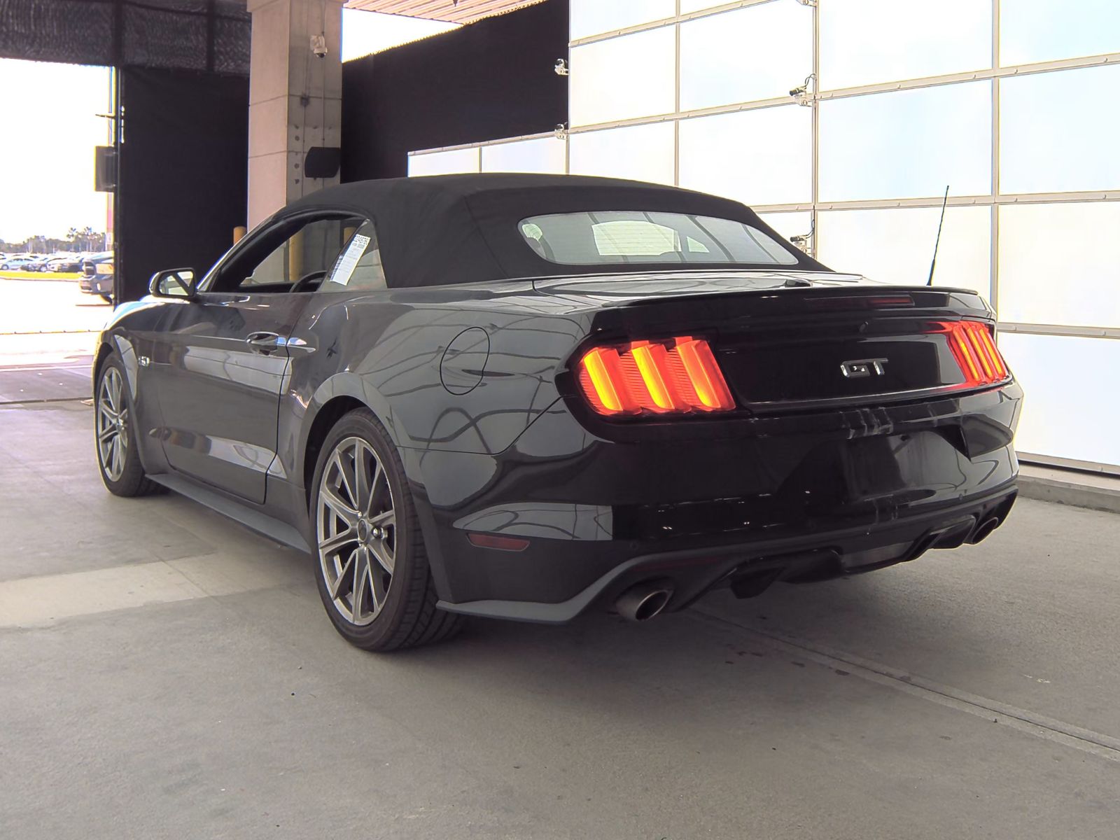 2015 Ford Mustang GT Premium RWD