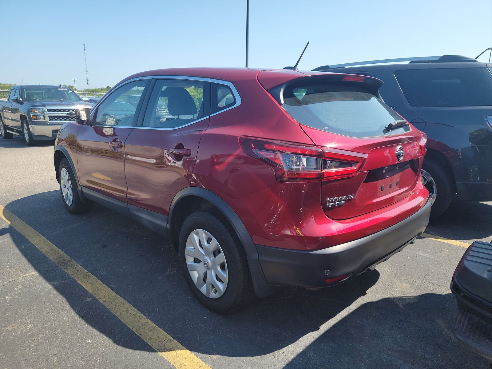 2020 Nissan Rogue Sport S FWD