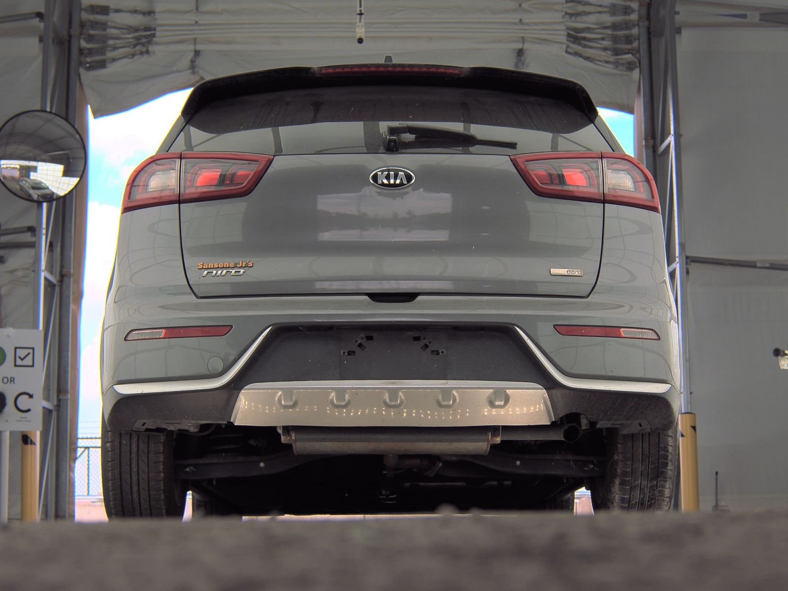 2017 Kia Niro EX FWD