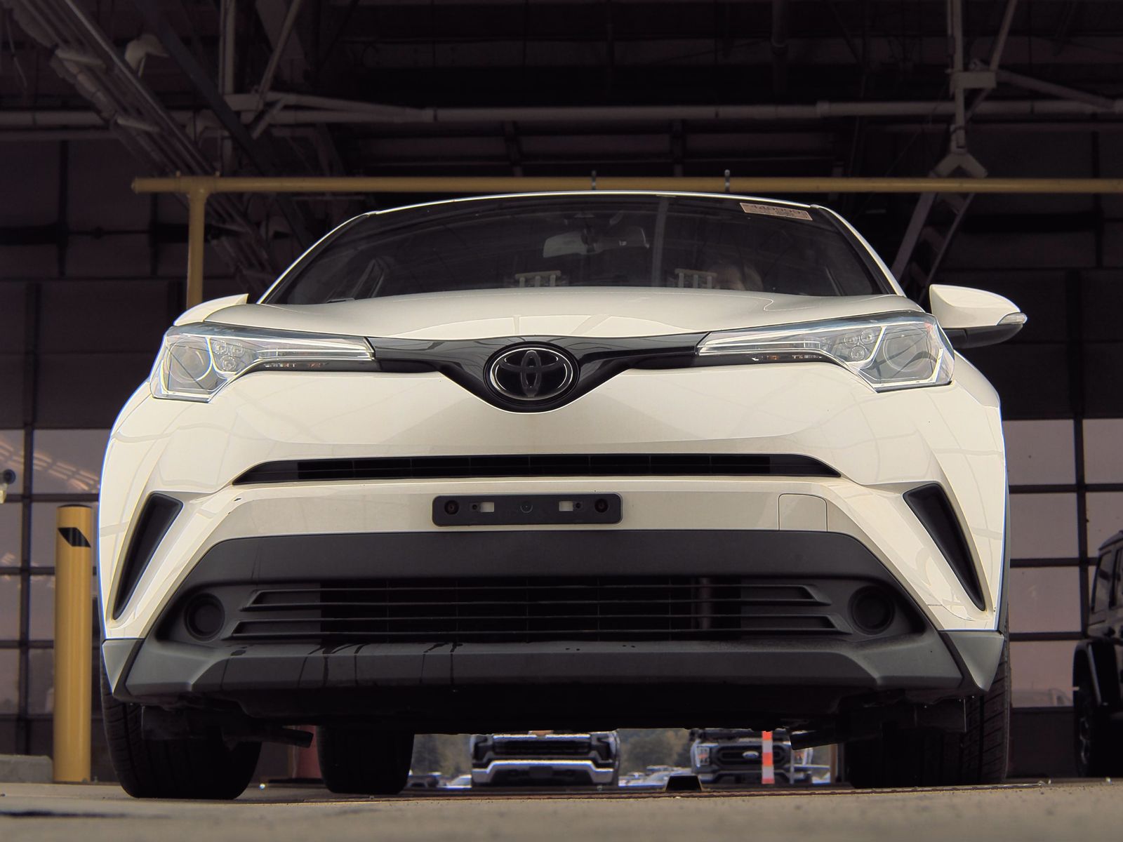 2018 Toyota C-HR XLE FWD