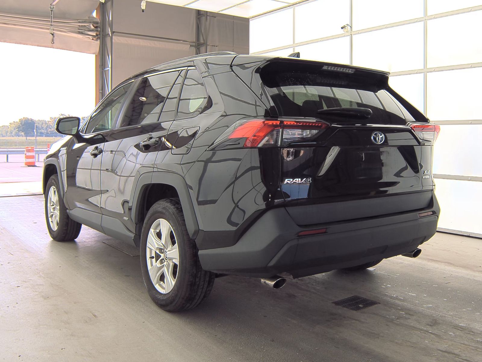 2021 Toyota RAV4 Hybrid XLE AWD