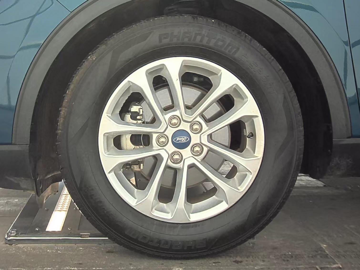 2020 Ford Escape SE FWD