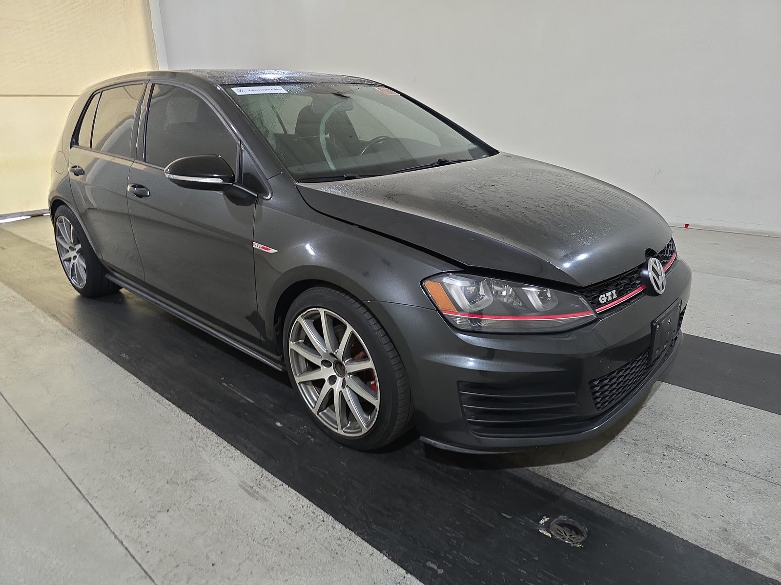 2015 Volkswagen Golf GTI 2.0T SE FWD