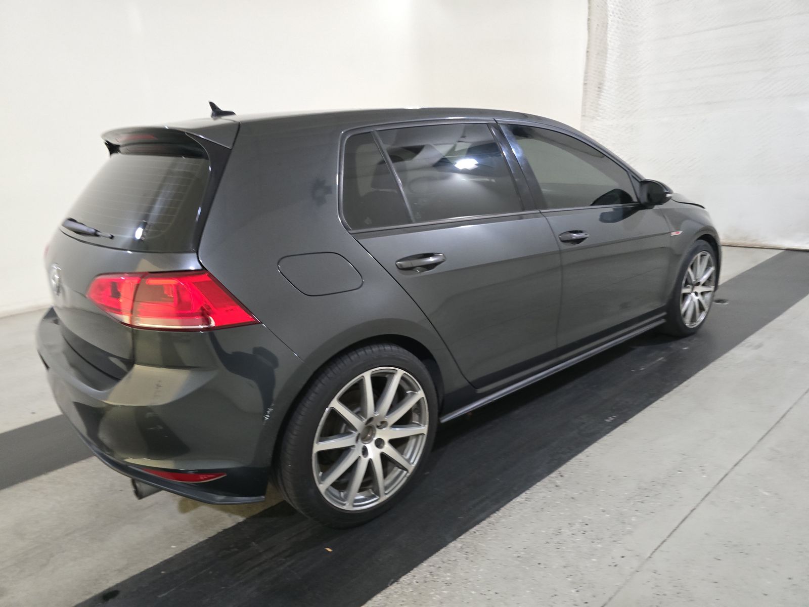 2015 Volkswagen Golf GTI 2.0T SE FWD