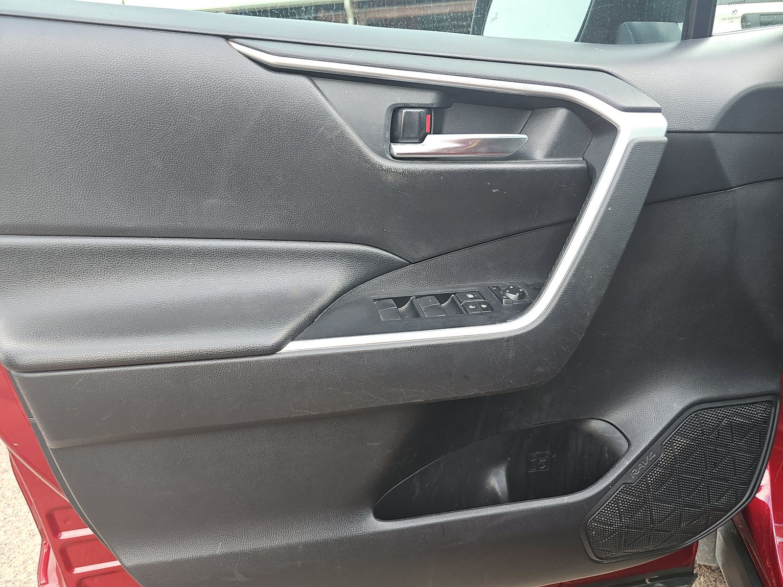 2020 Toyota RAV4 XLE FWD