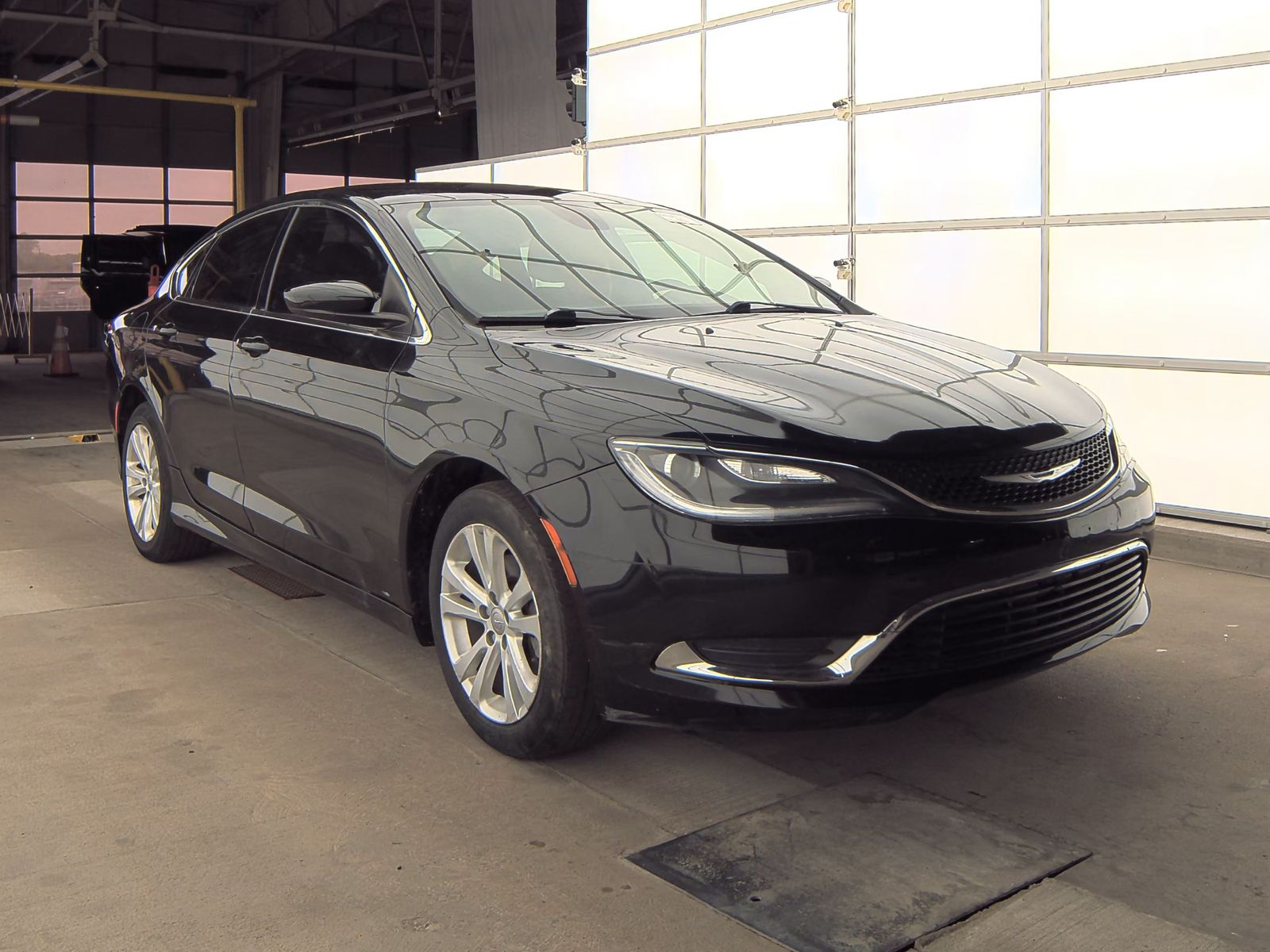 2016 Chrysler 200 Limited FWD