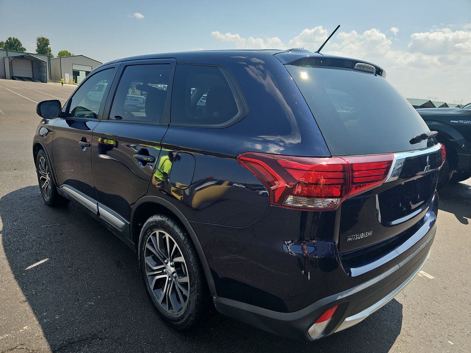 2016 Mitsubishi Outlander SE FWD