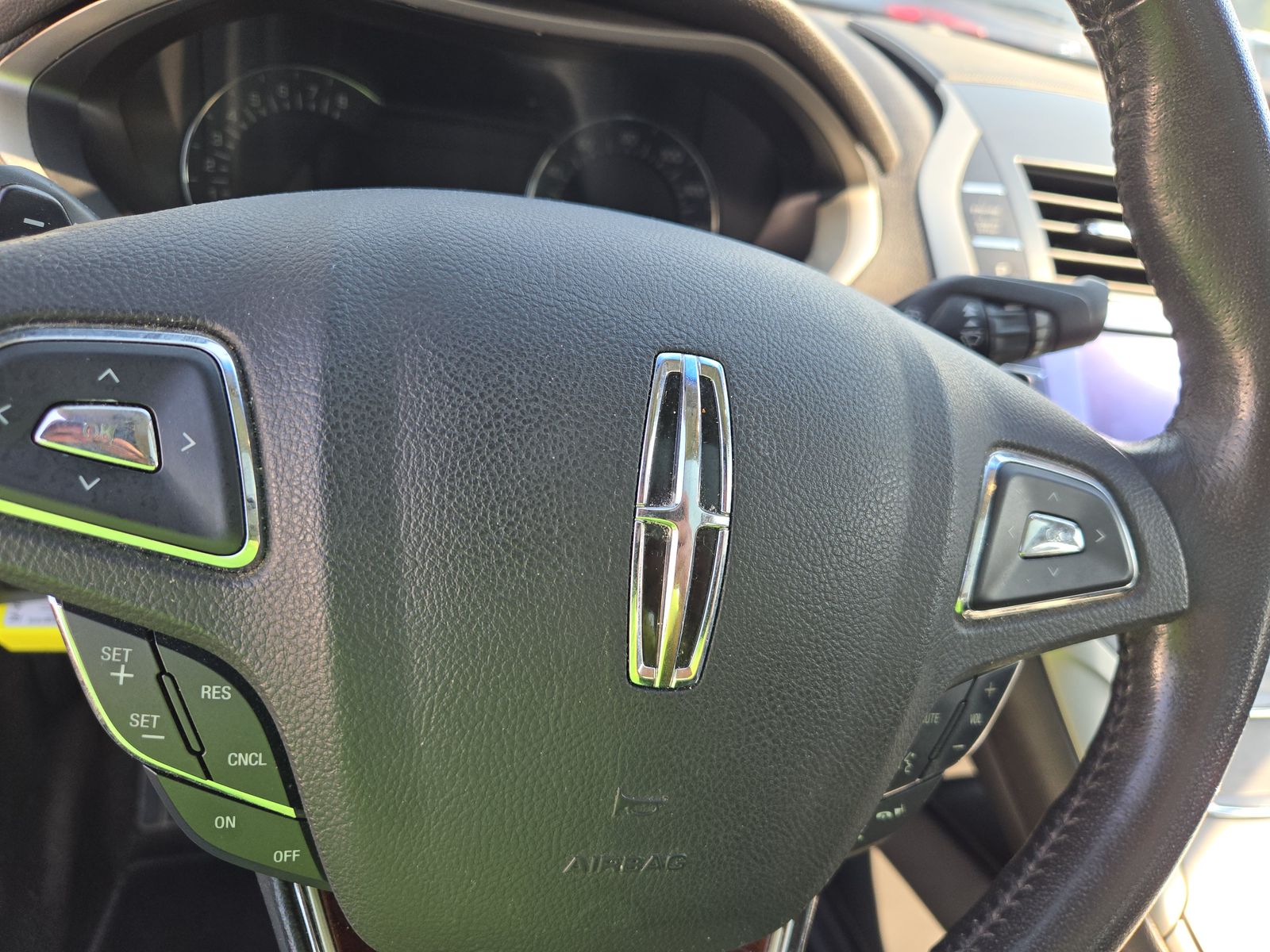 2013 Lincoln MKZ Base FWD