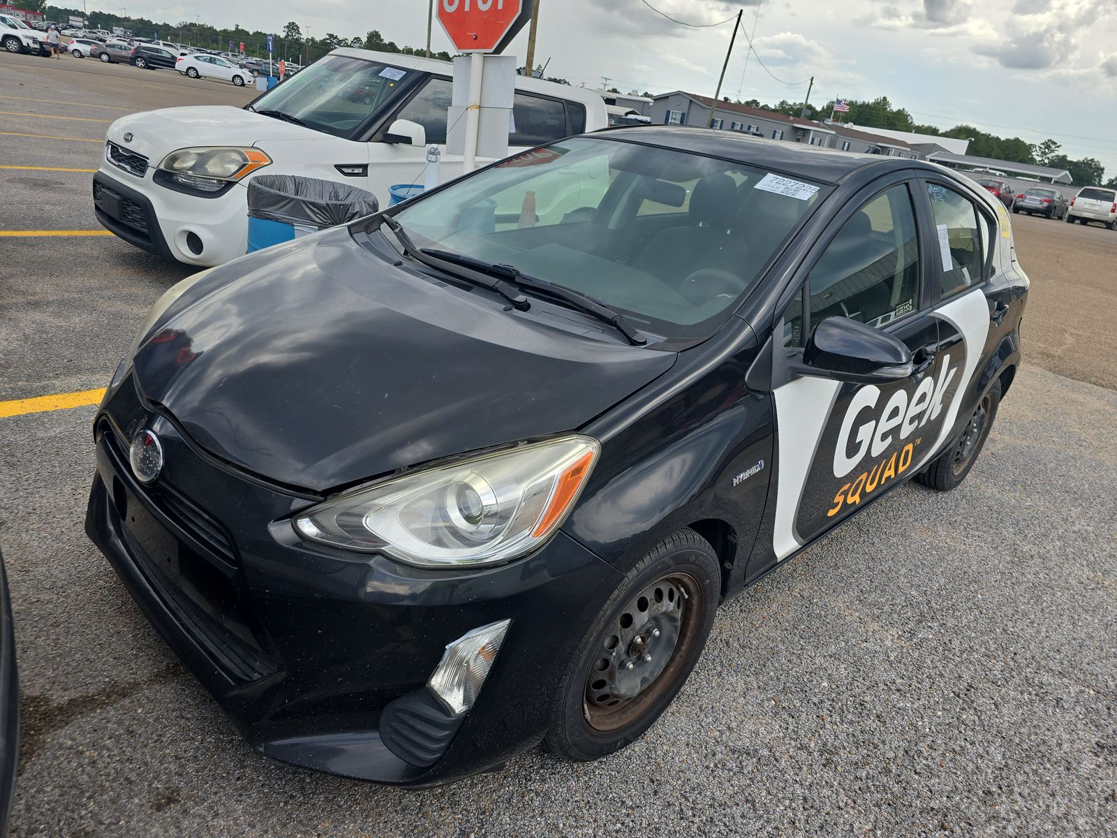 2016 Toyota Prius c Two FWD