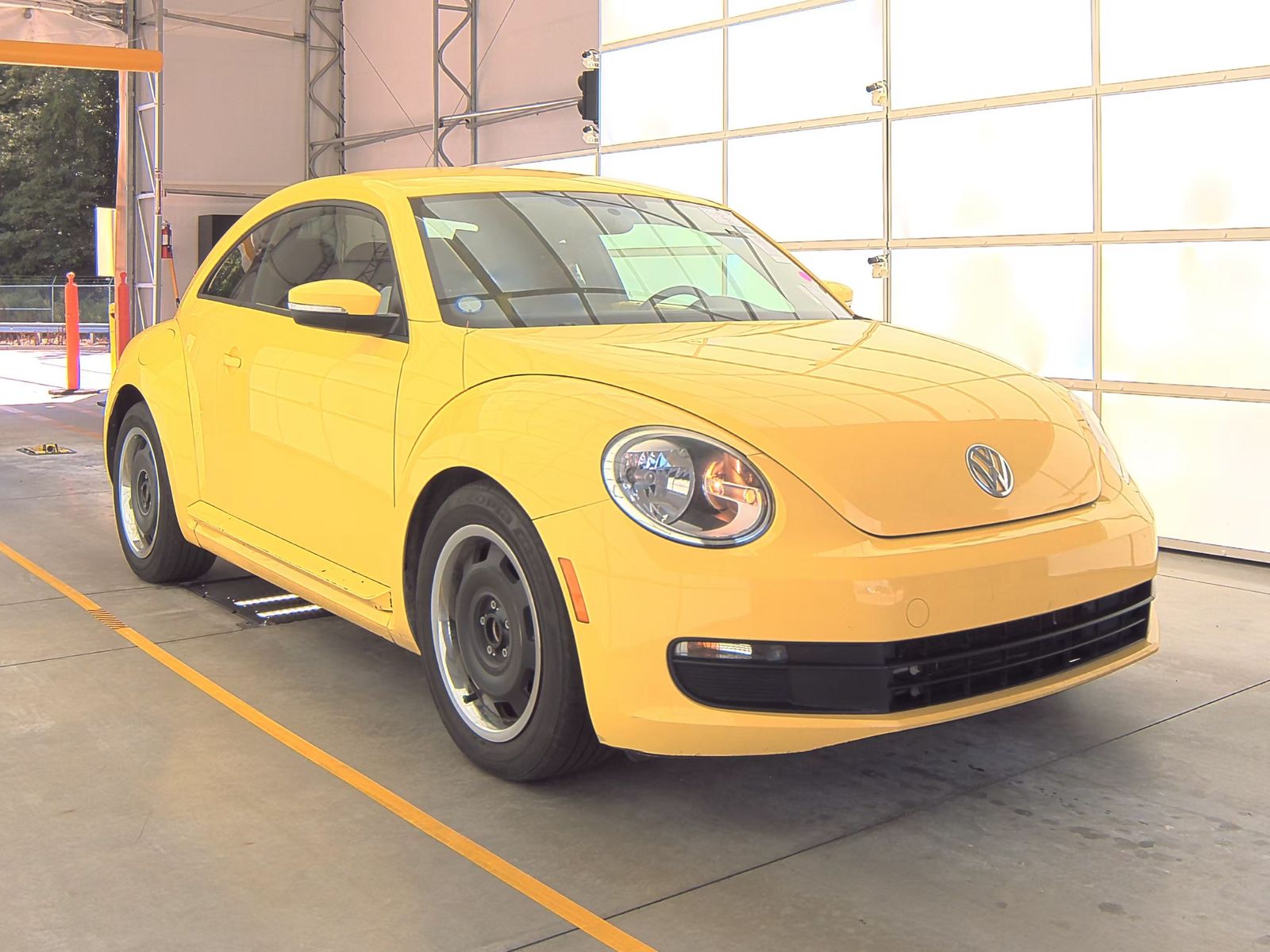 2012 Volkswagen Beetle 2.5L FWD