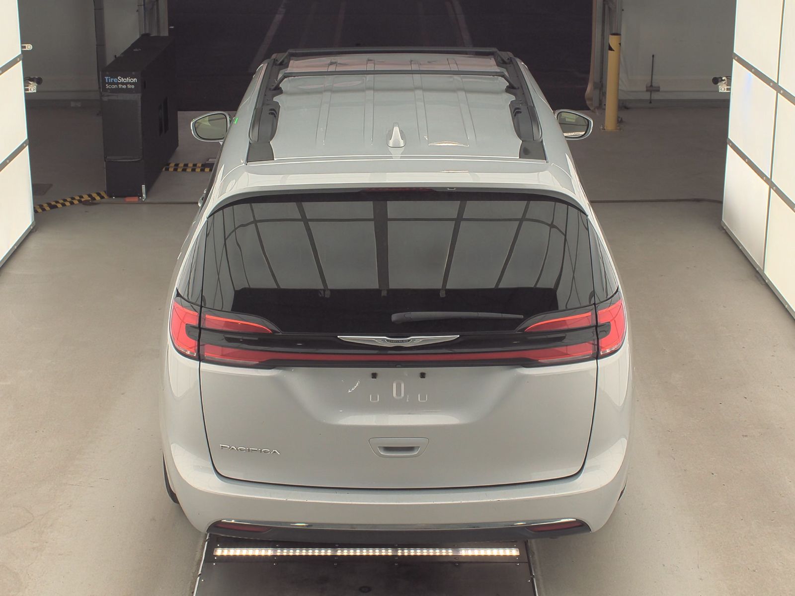 2022 Chrysler Pacifica Touring L FWD