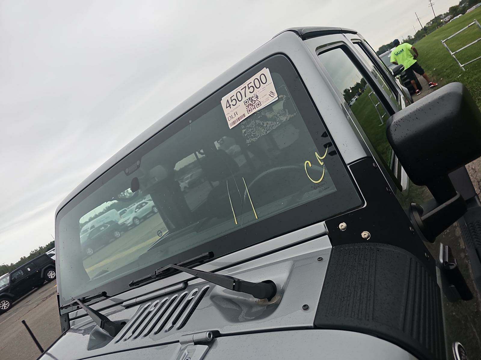 2017 Jeep Wrangler Unlimited Sahara AWD