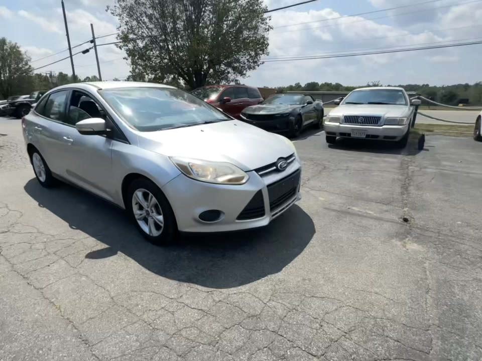 2014 Ford Focus SE FWD