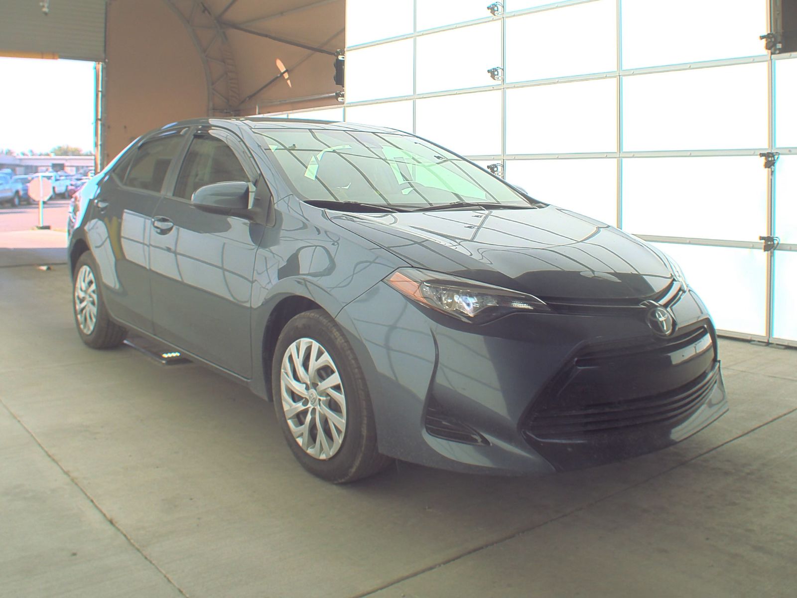 2018 Toyota Corolla LE FWD