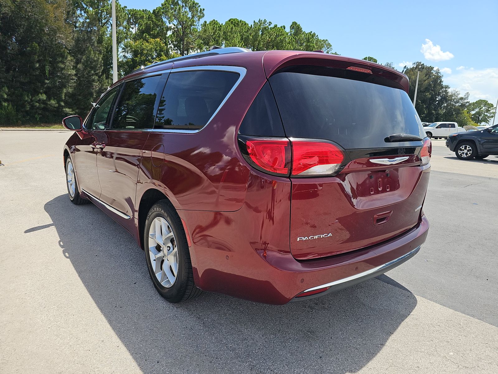 2020 Chrysler Pacifica Limited FWD