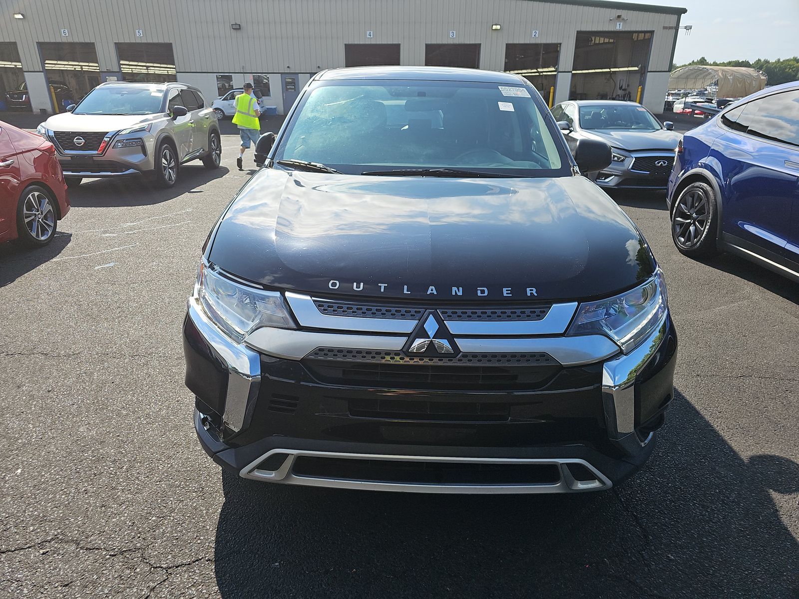 2020 Mitsubishi Outlander ES FWD