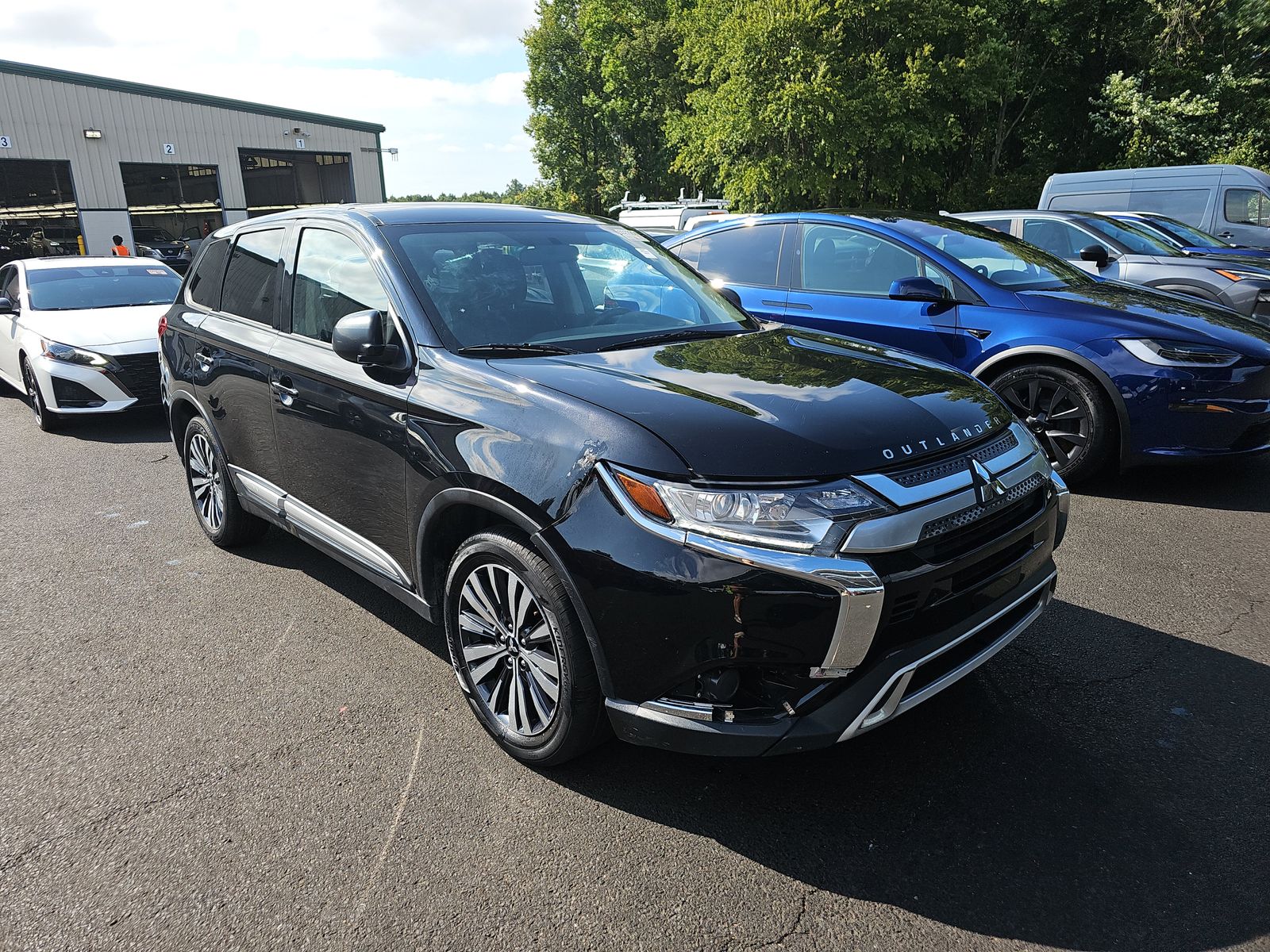 2020 Mitsubishi Outlander ES FWD