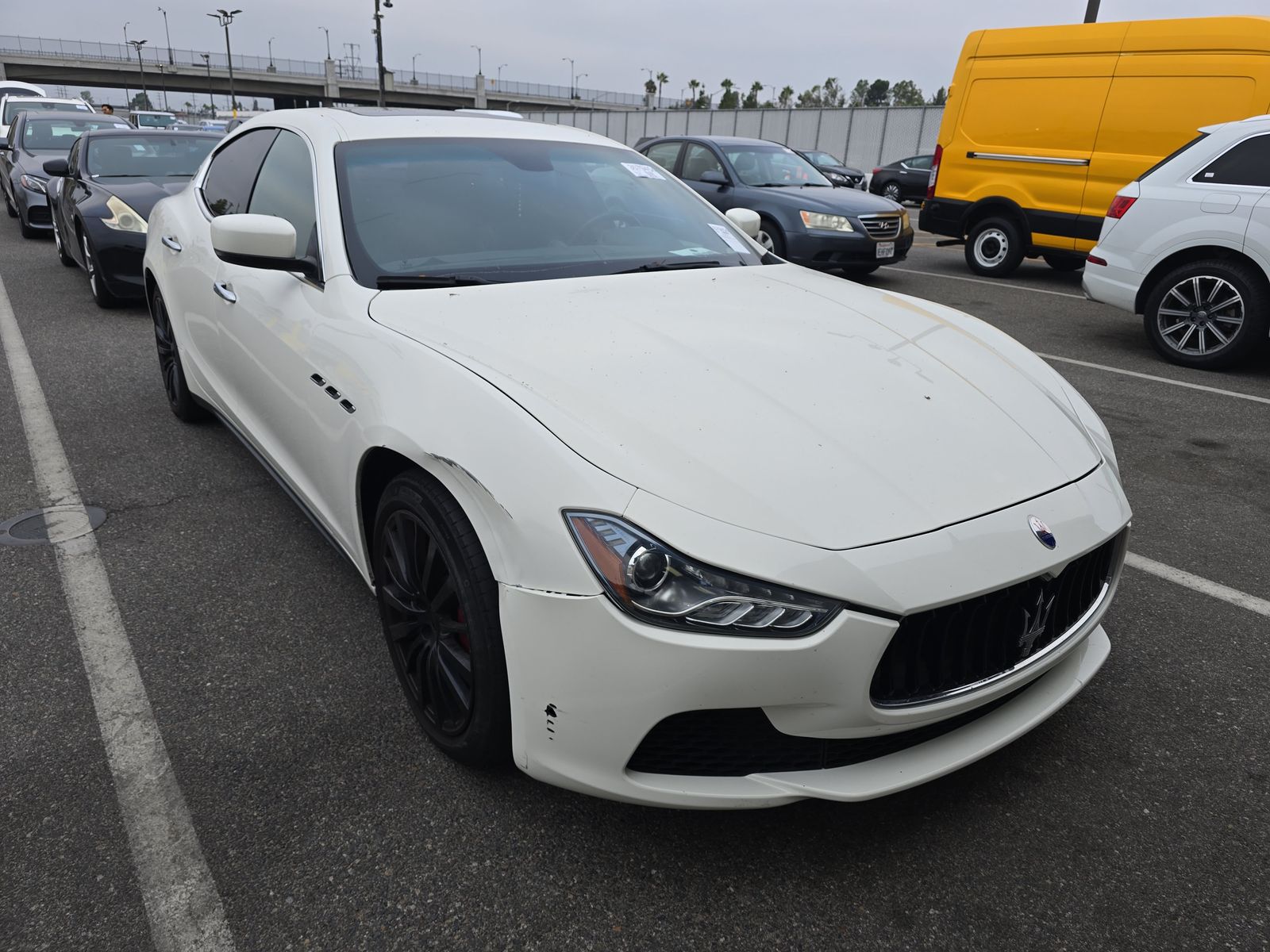 2016 Maserati Ghibli Base RWD