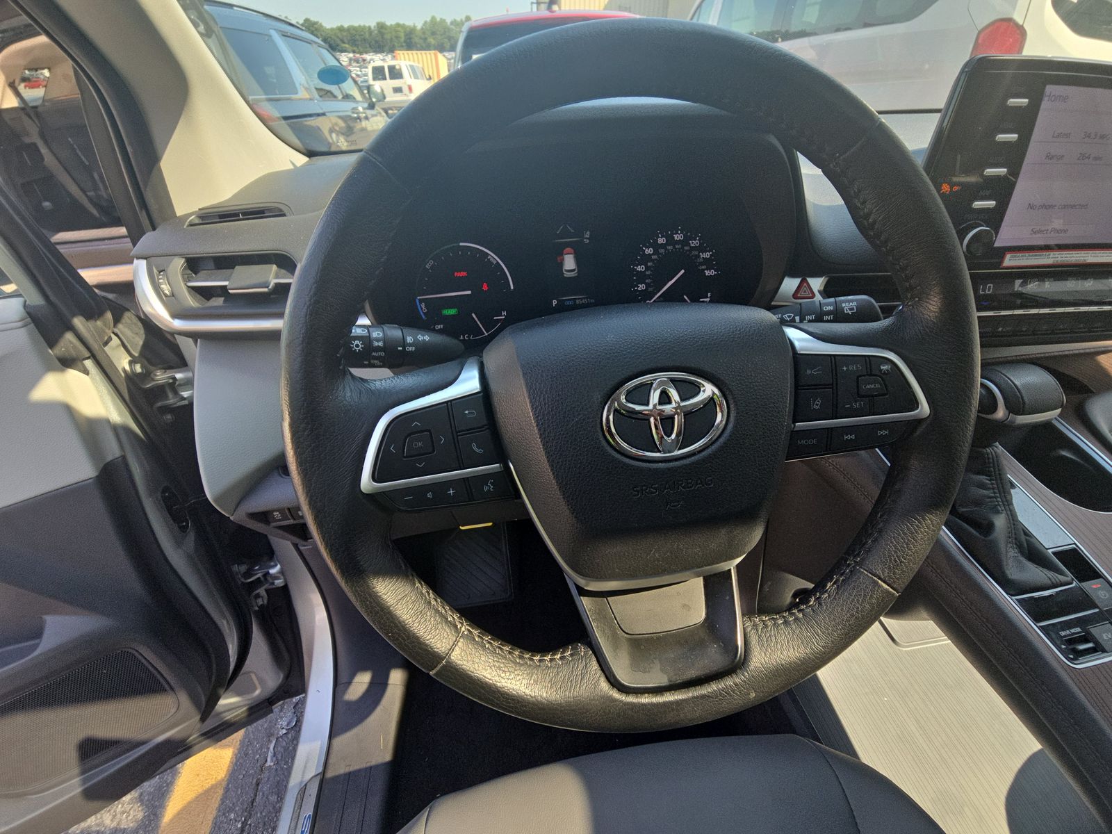 2022 Toyota Sienna XLE FWD