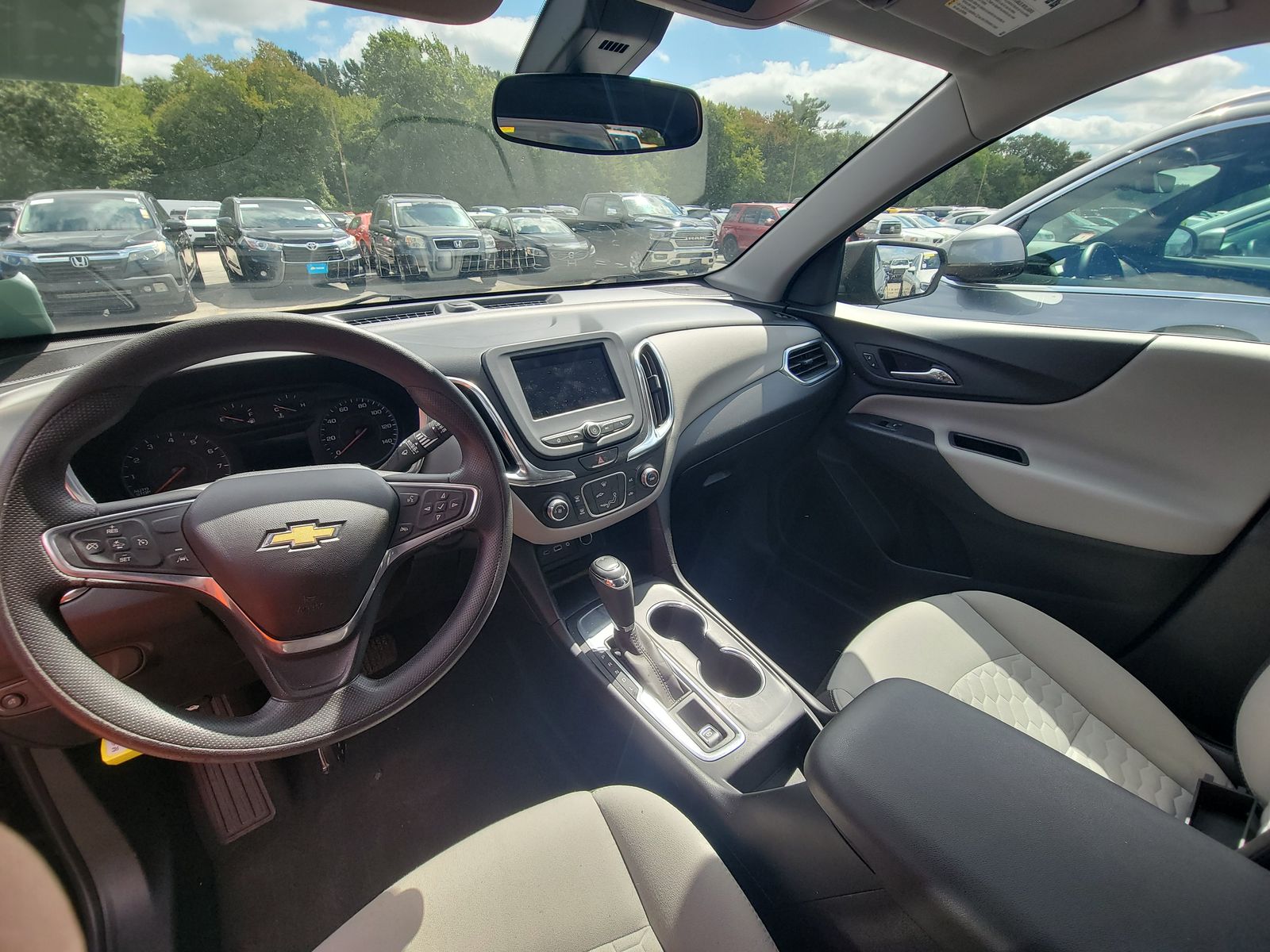 2020 Chevrolet Equinox LS FWD