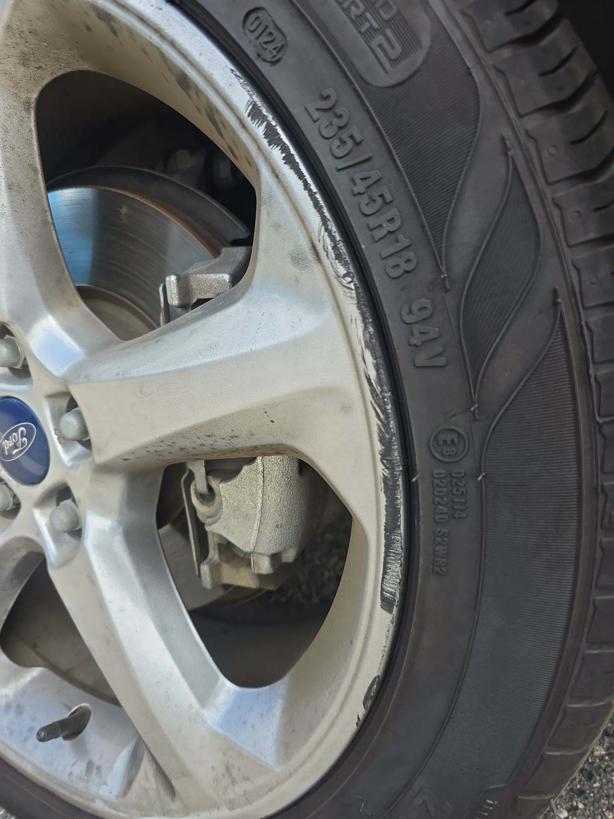 2014 Ford Fusion SE FWD