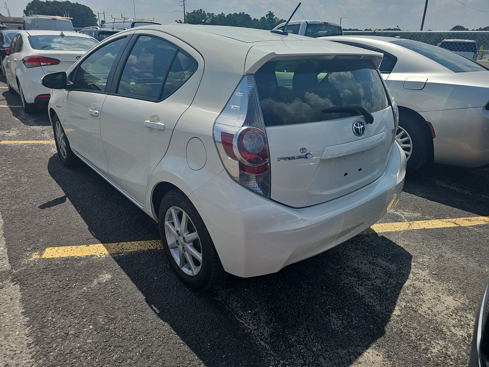 2014 Toyota Prius c Three FWD