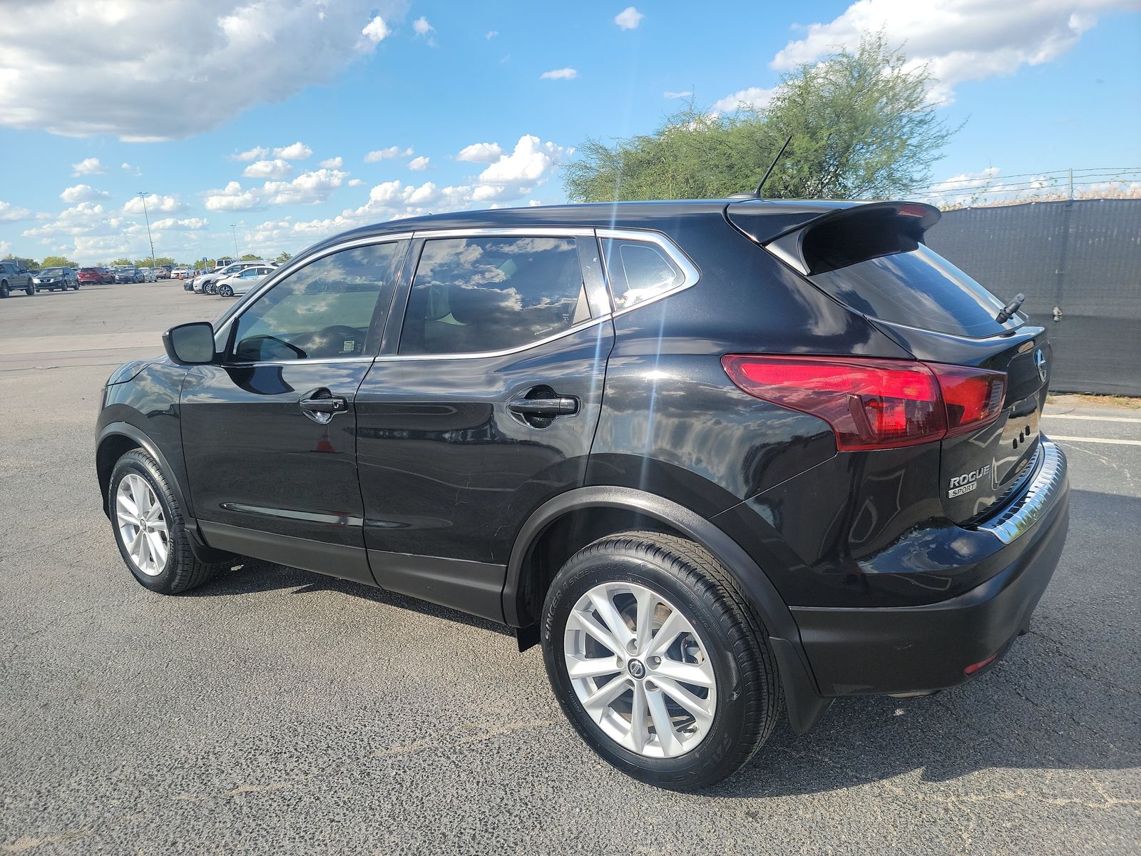 2019 Nissan Rogue Sport S FWD