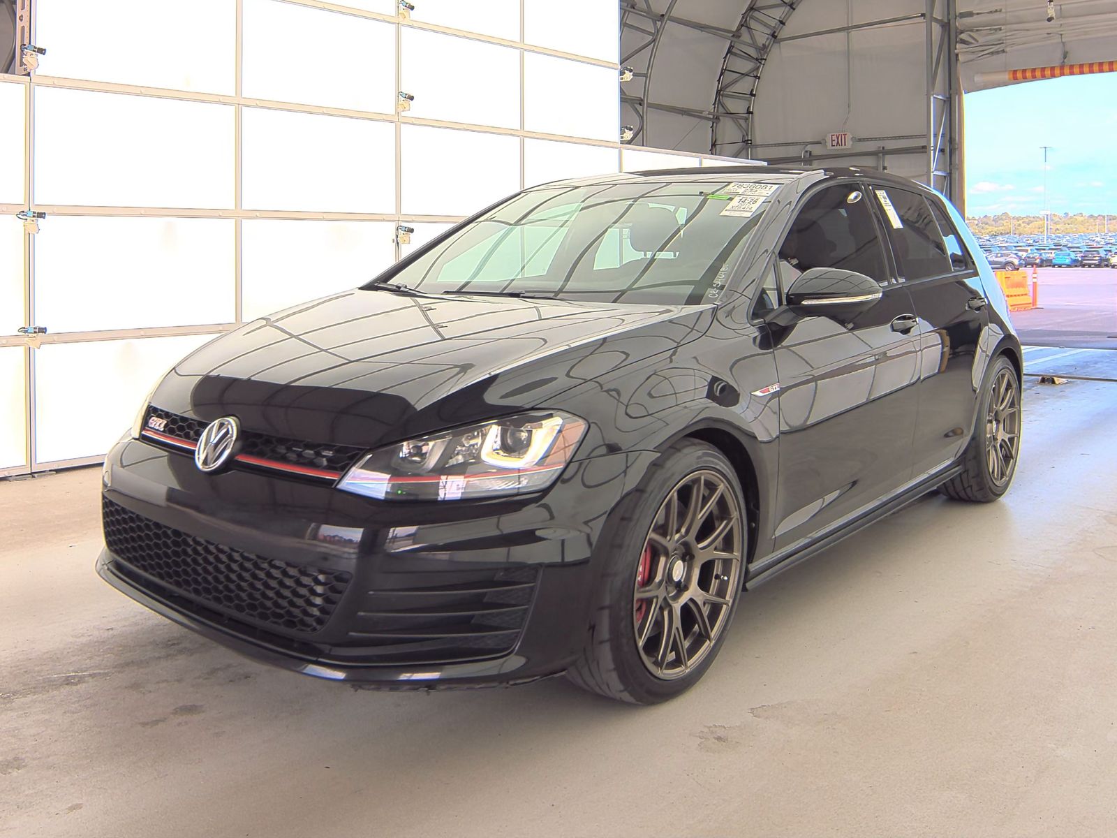 2017 Volkswagen Golf GTI 2.0T Sport FWD