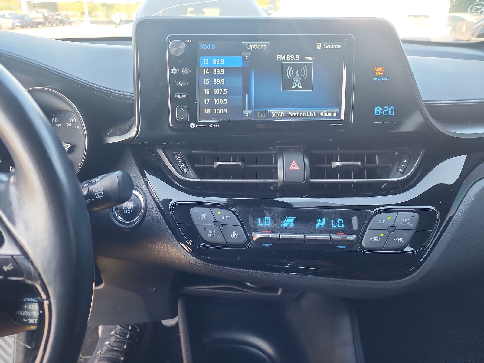 2018 Toyota C-HR XLE Premium FWD