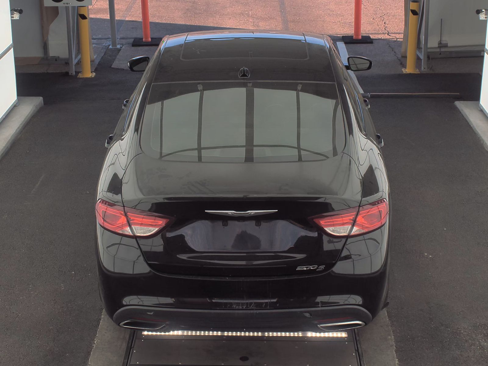 2016 Chrysler 200 S FWD