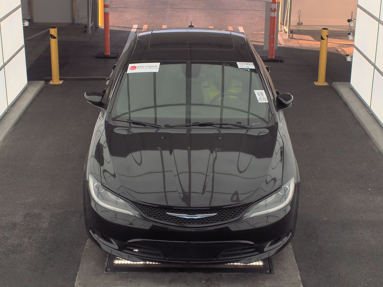 2016 Chrysler 200 S FWD