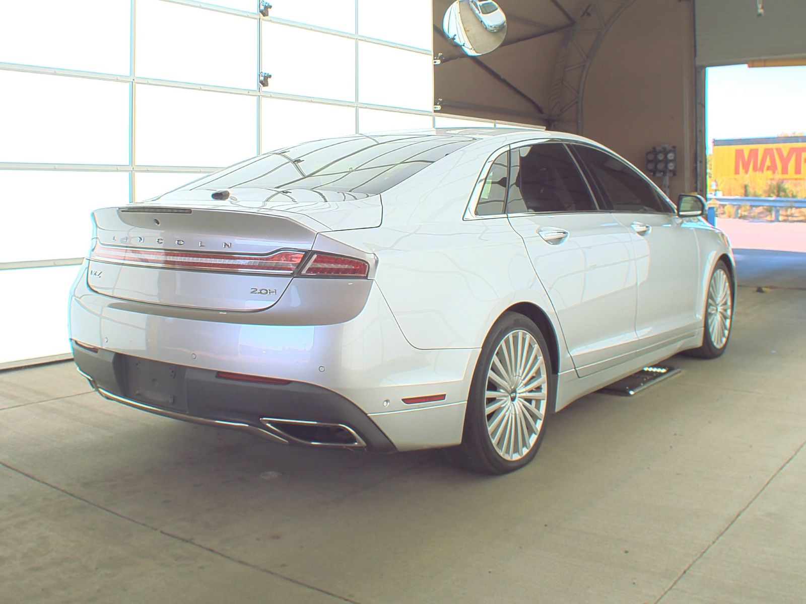 2017 Lincoln MKZ Hybrid Reserve FWD