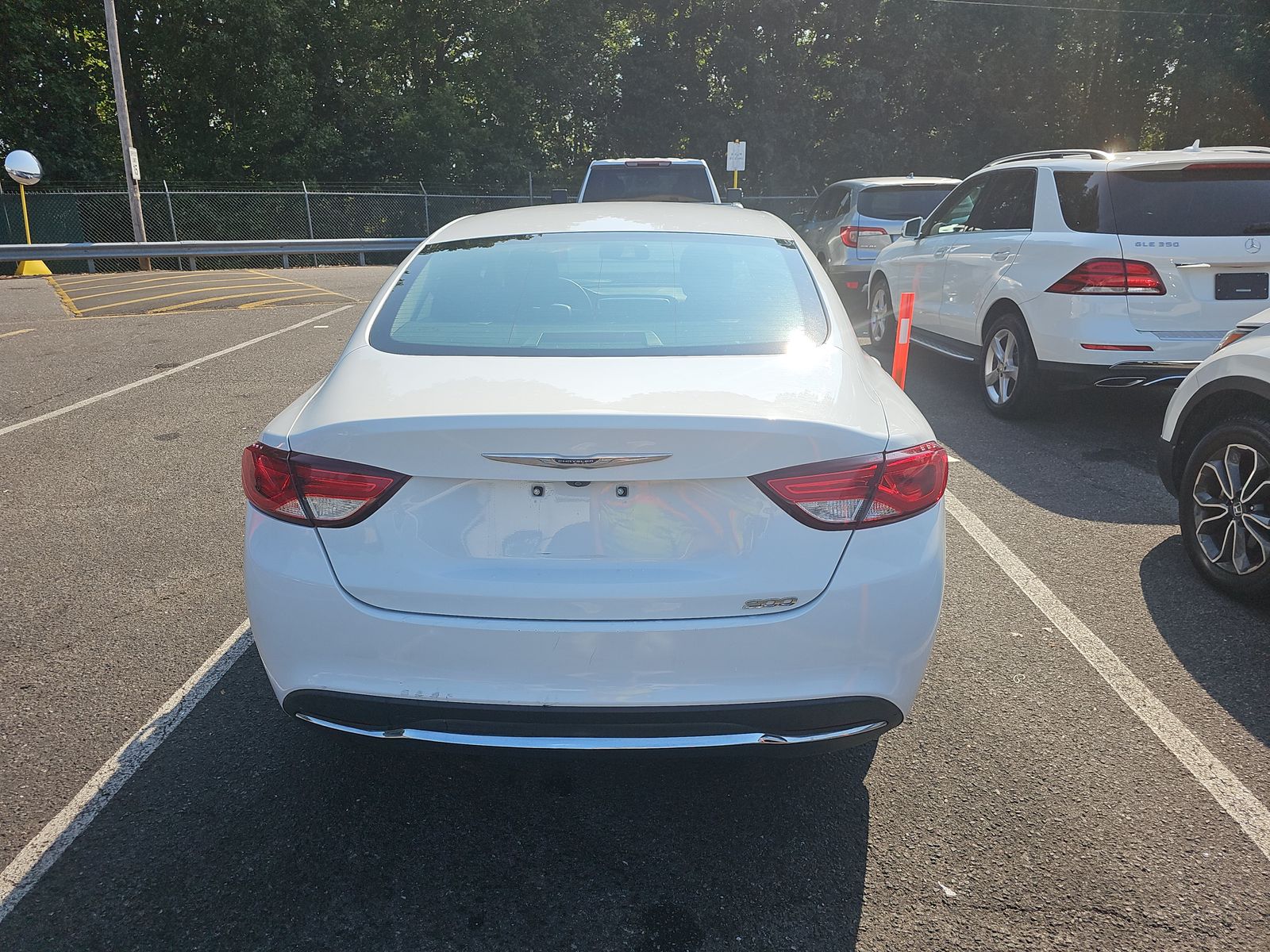 2016 Chrysler 200 Limited FWD