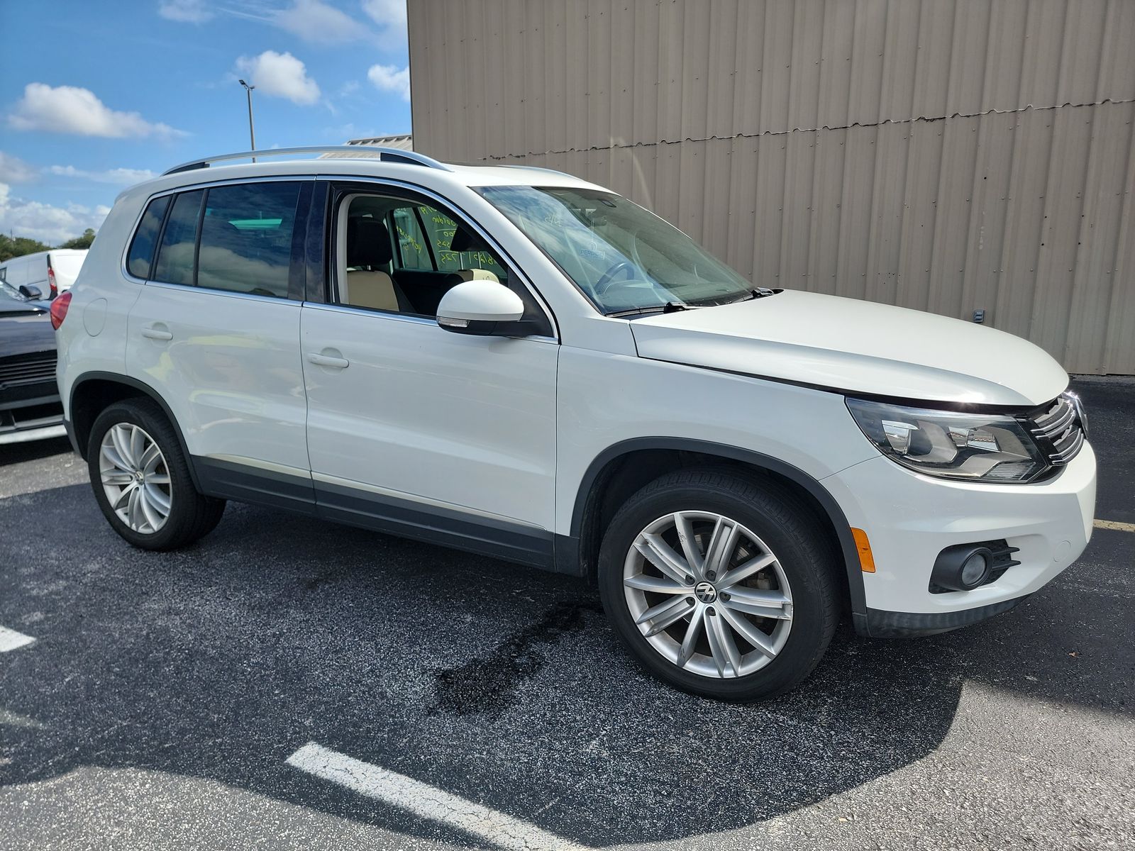 2016 Volkswagen Tiguan 2.0T SE FWD