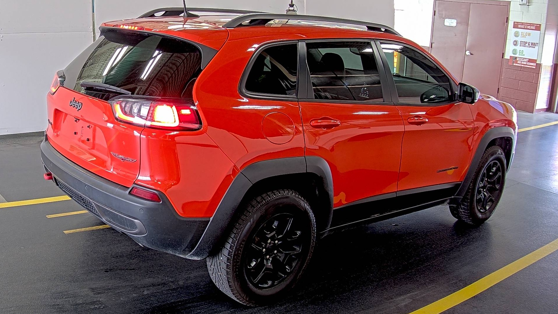 2021 Jeep Cherokee Trailhawk Elite AWD