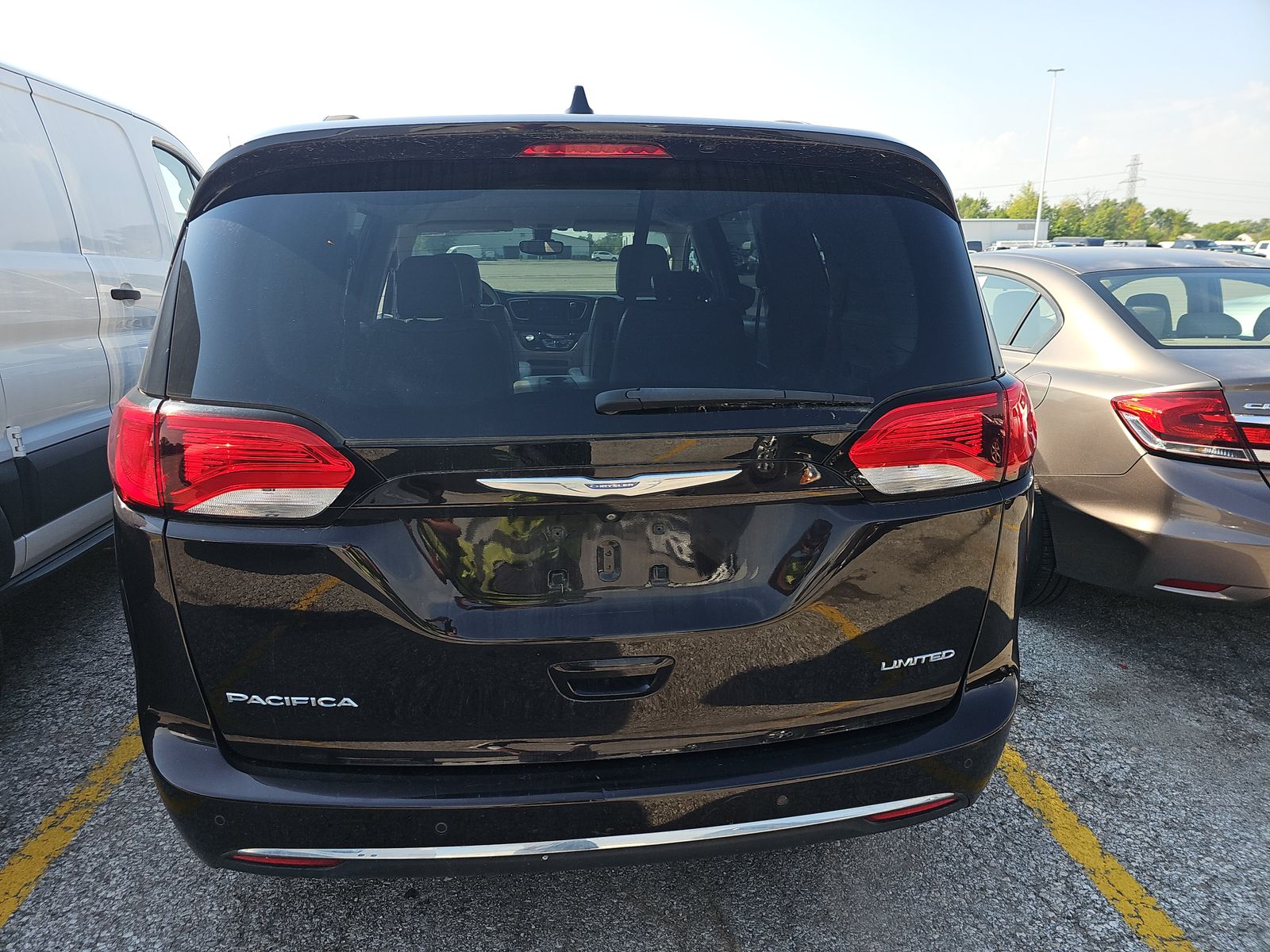 2017 Chrysler Pacifica Limited FWD