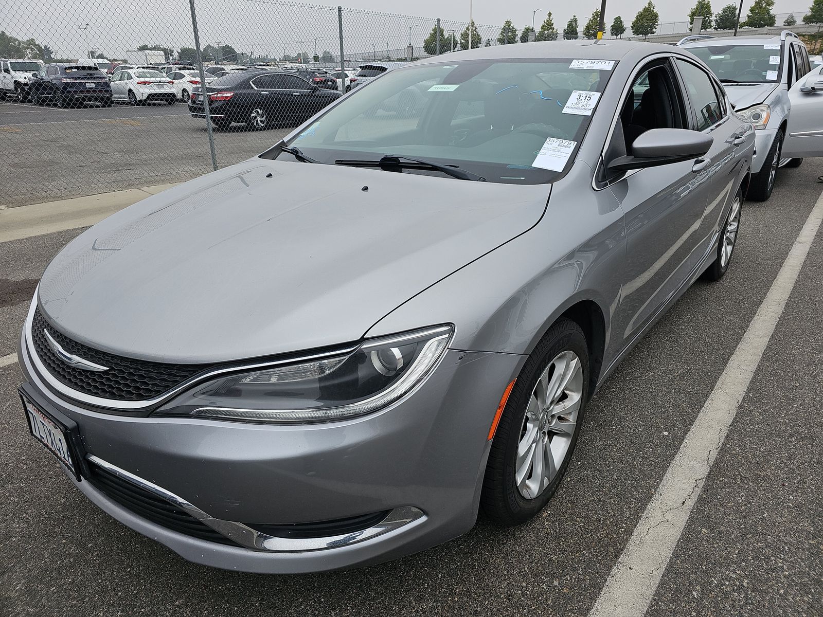 2015 Chrysler 200 Limited FWD