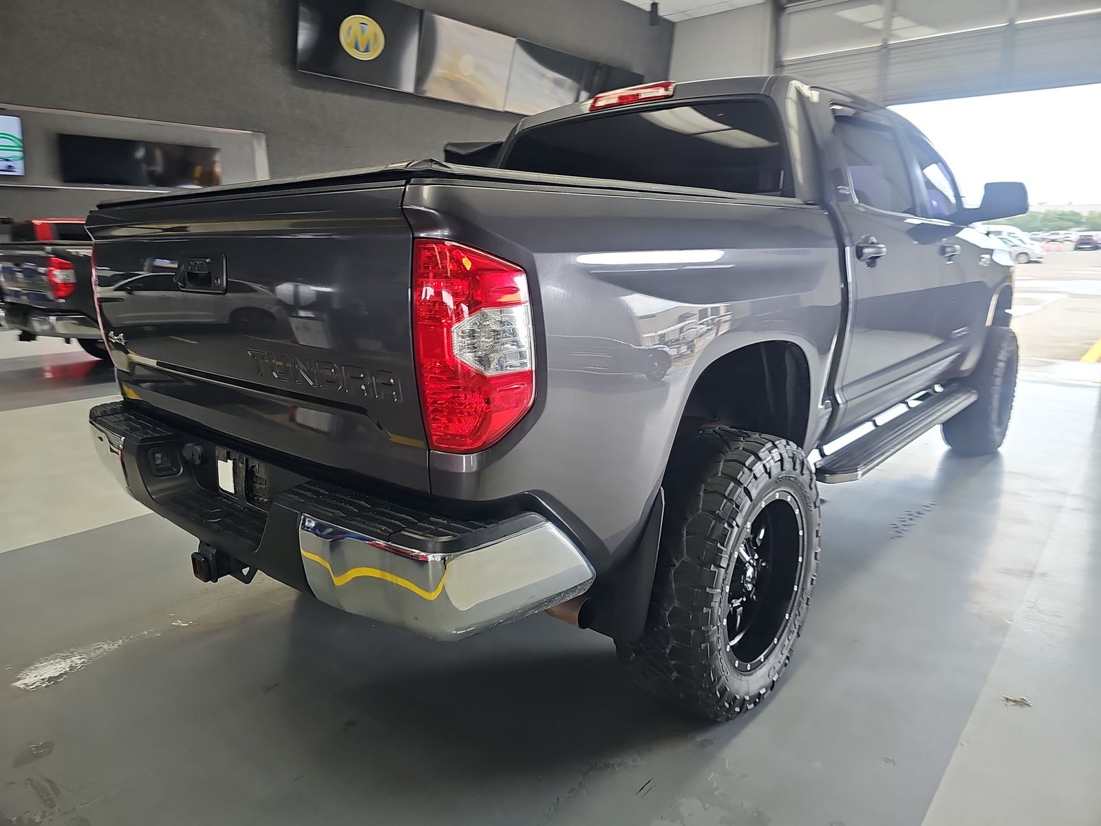 2018 Toyota Tundra SR5 AWD