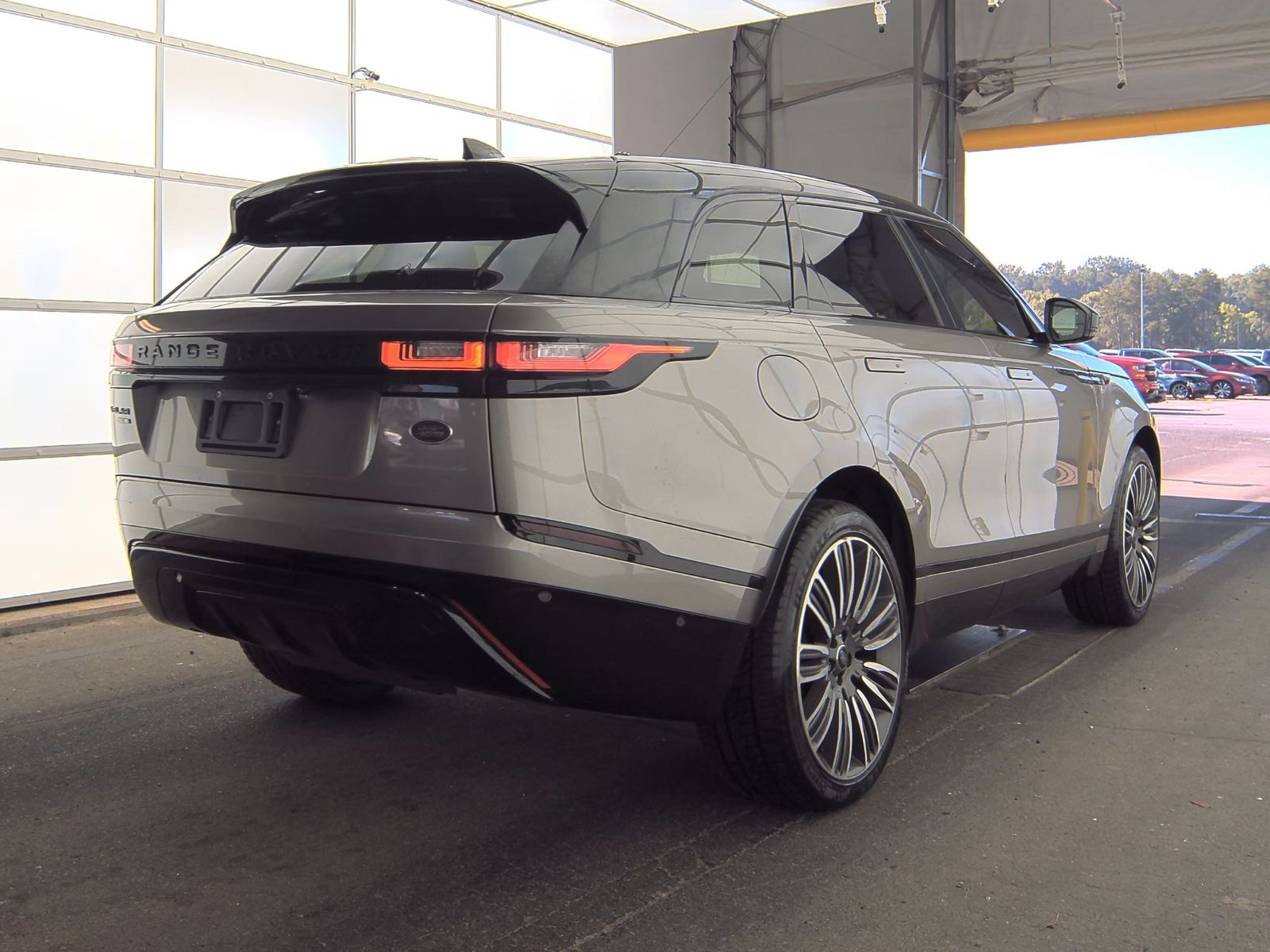 2019 Land Rover Range Rover Velar R-Dynamic SE AWD