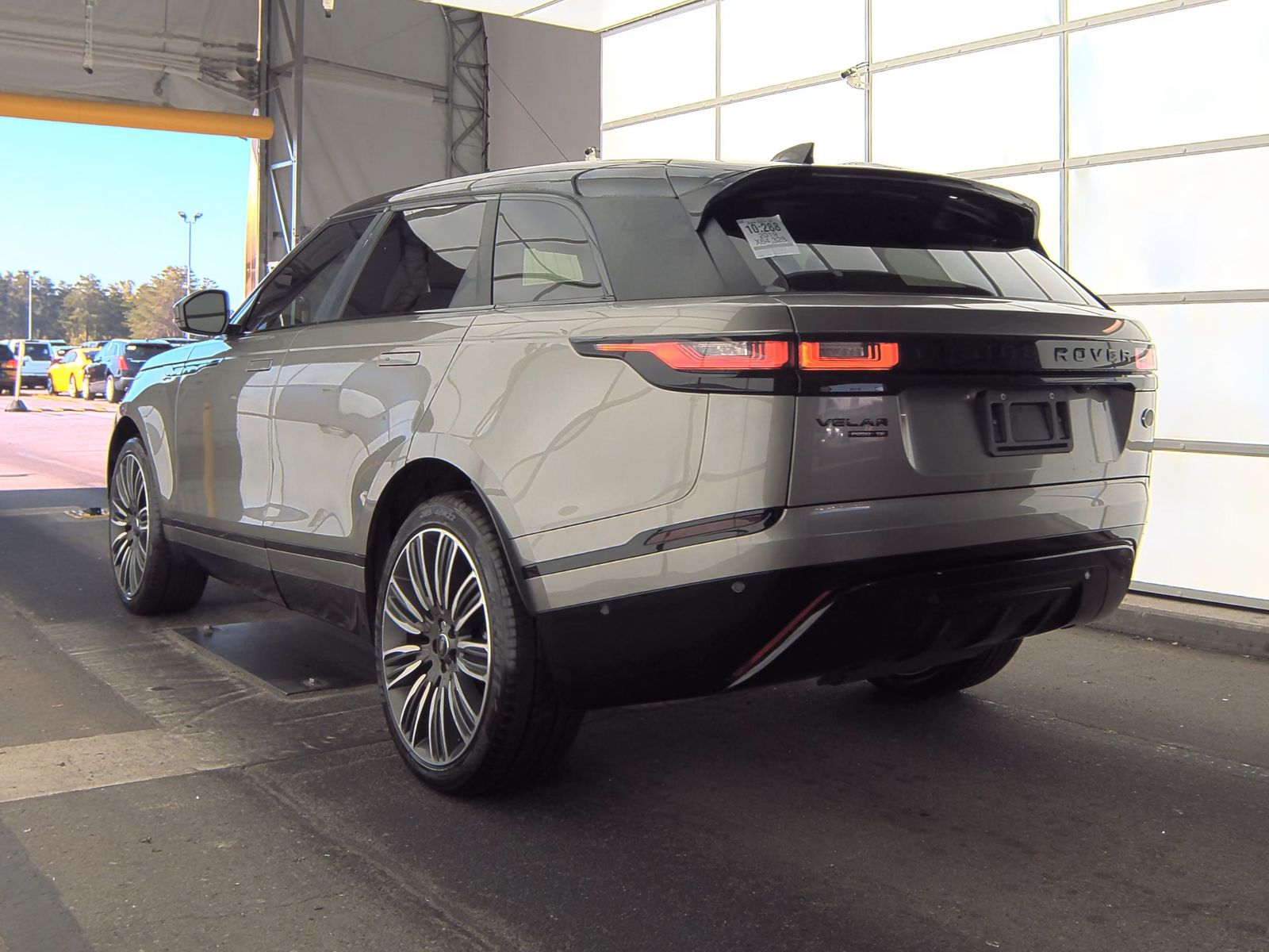 2019 Land Rover Range Rover Velar R-Dynamic SE AWD