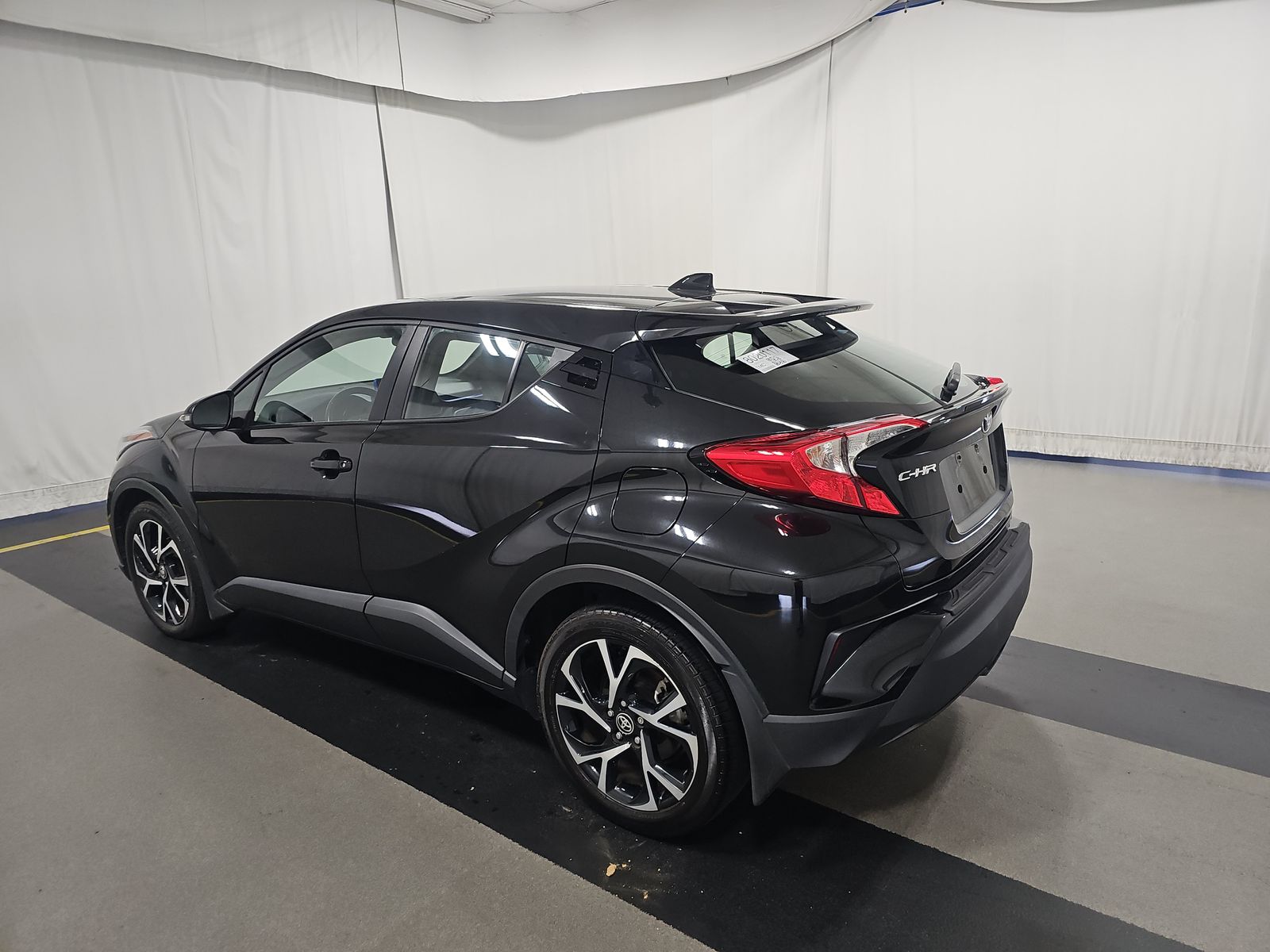 2021 Toyota C-HR XLE FWD