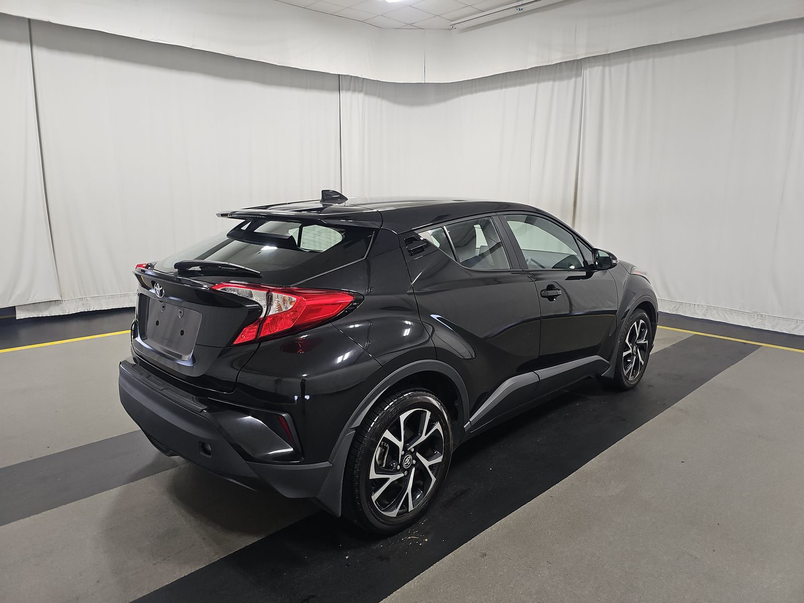 2021 Toyota C-HR XLE FWD