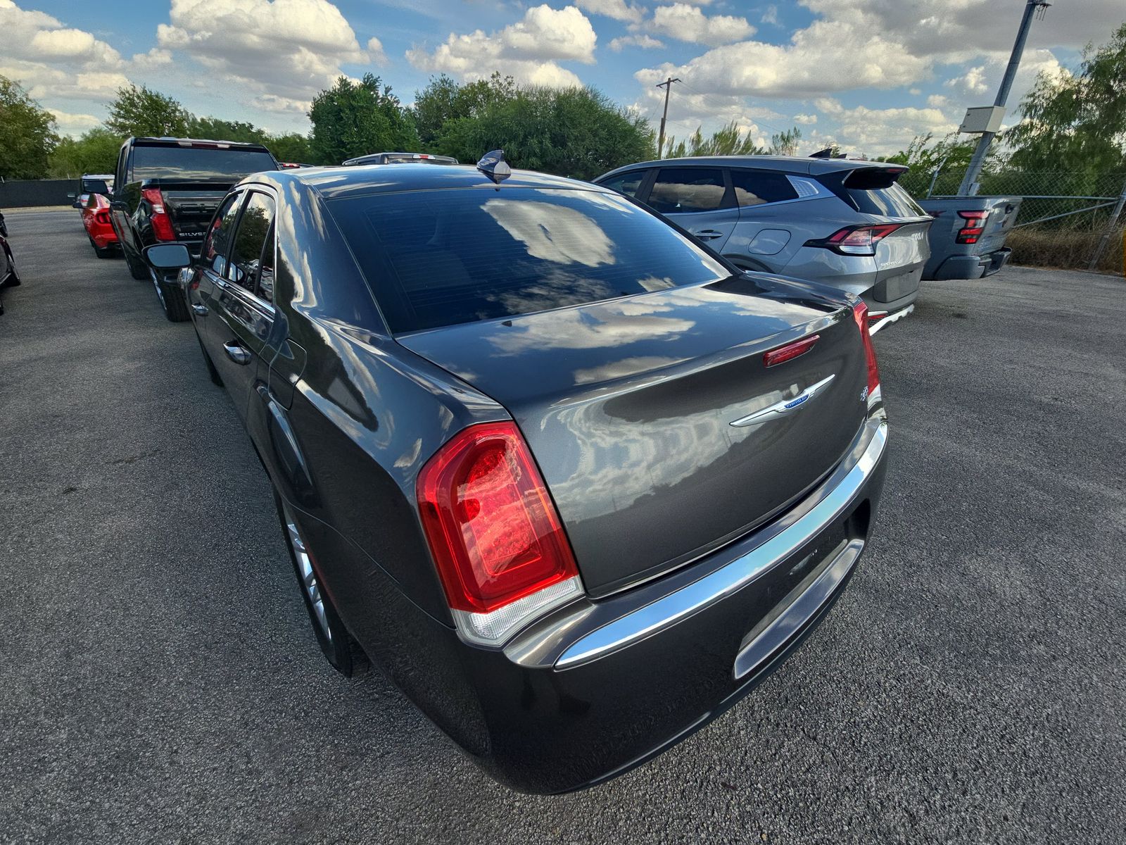 2019 Chrysler 300 Touring L RWD